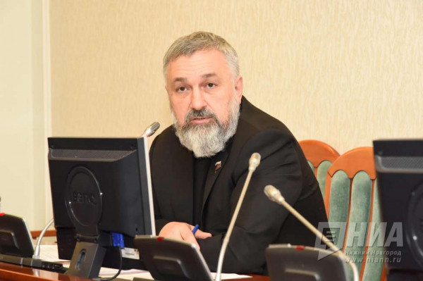 Василий Суханов: "Нужно дать инвестору шанс исправиться"