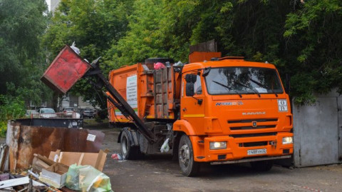 В Нижегородской области дроны задержали десяток мусоровозов-нарушителей